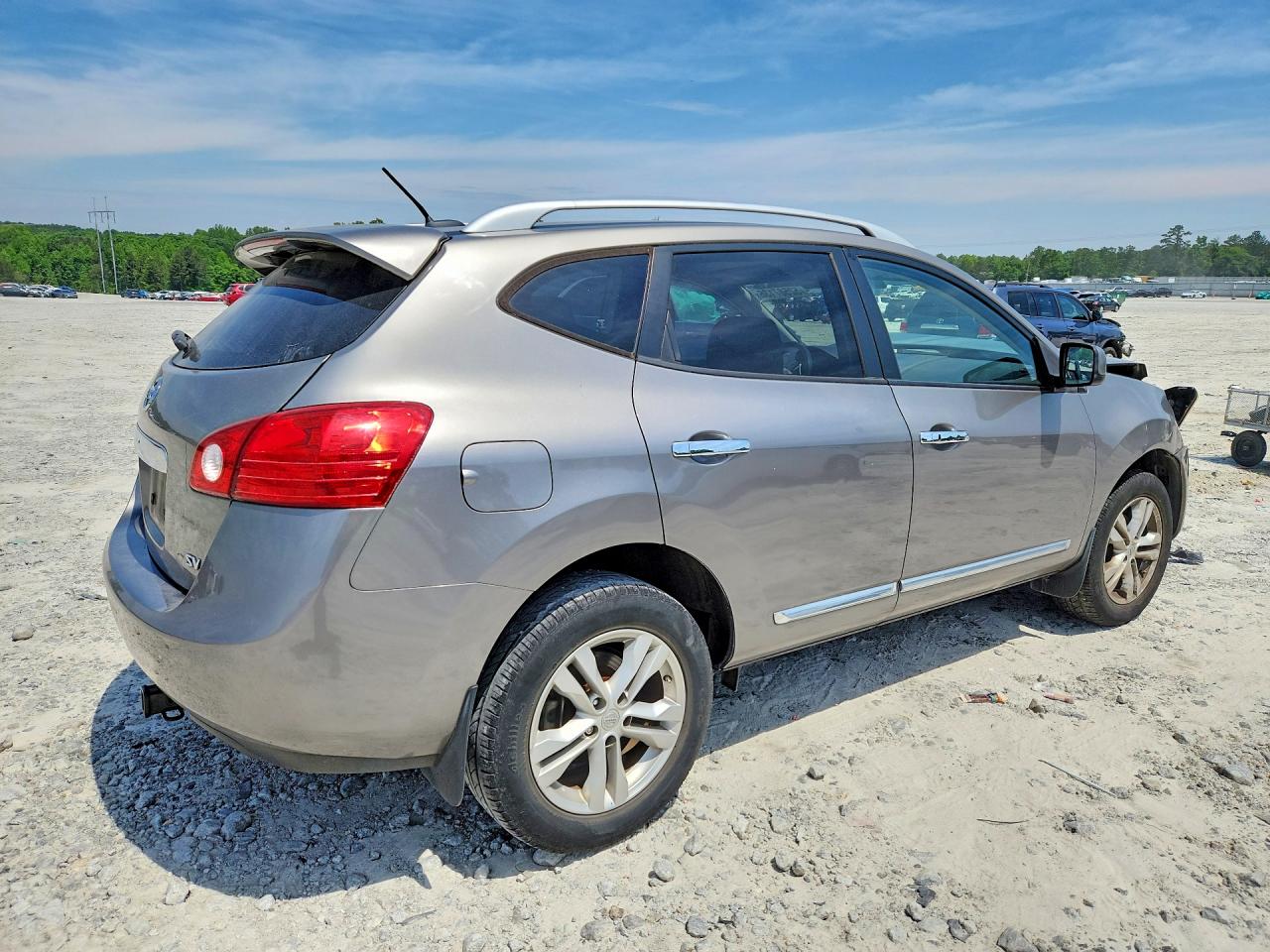 2013 NISSAN ROGUE S photo 5