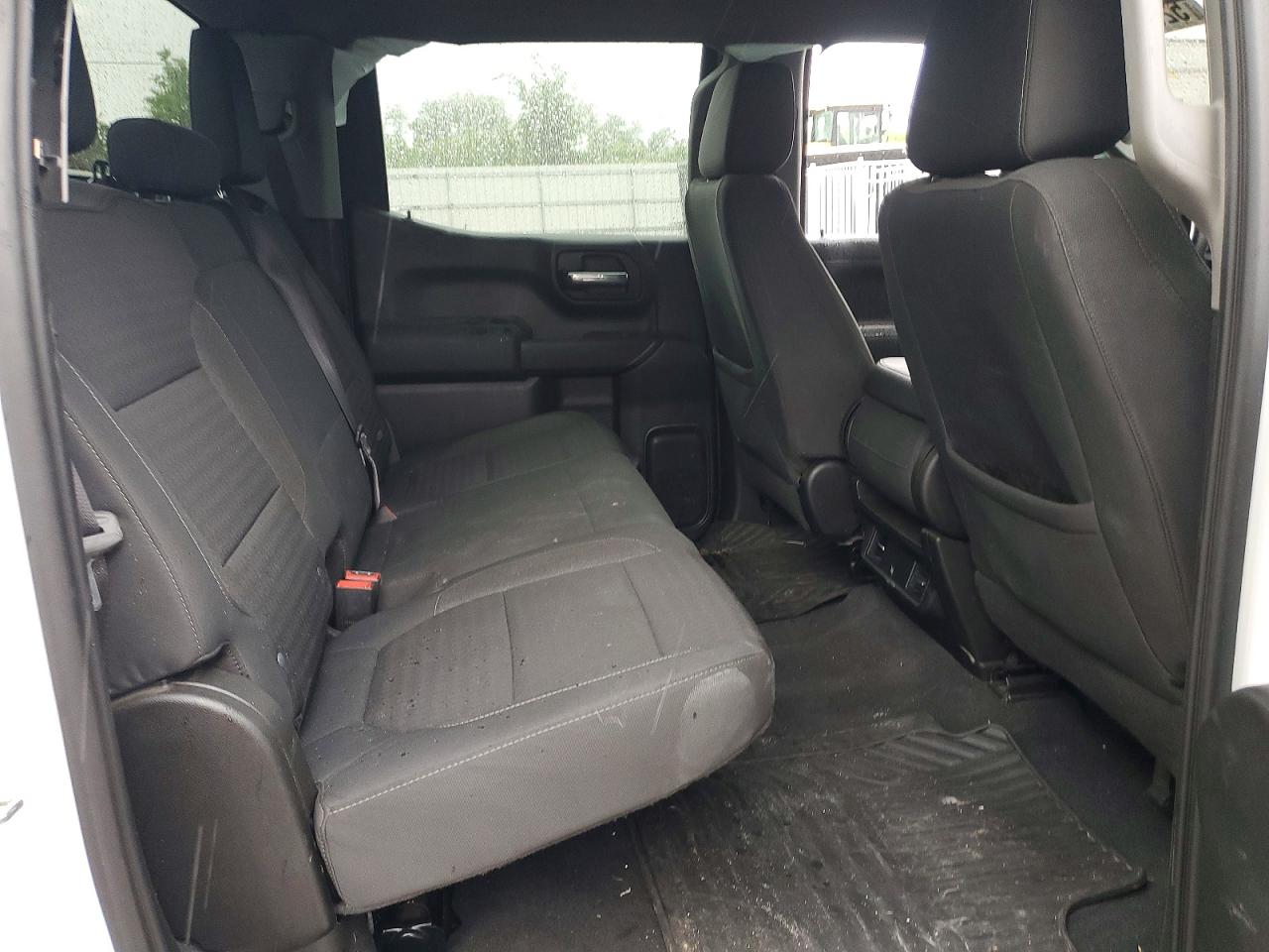 2020 CHEVROLET SILVERADO K1500 LT photo 10
