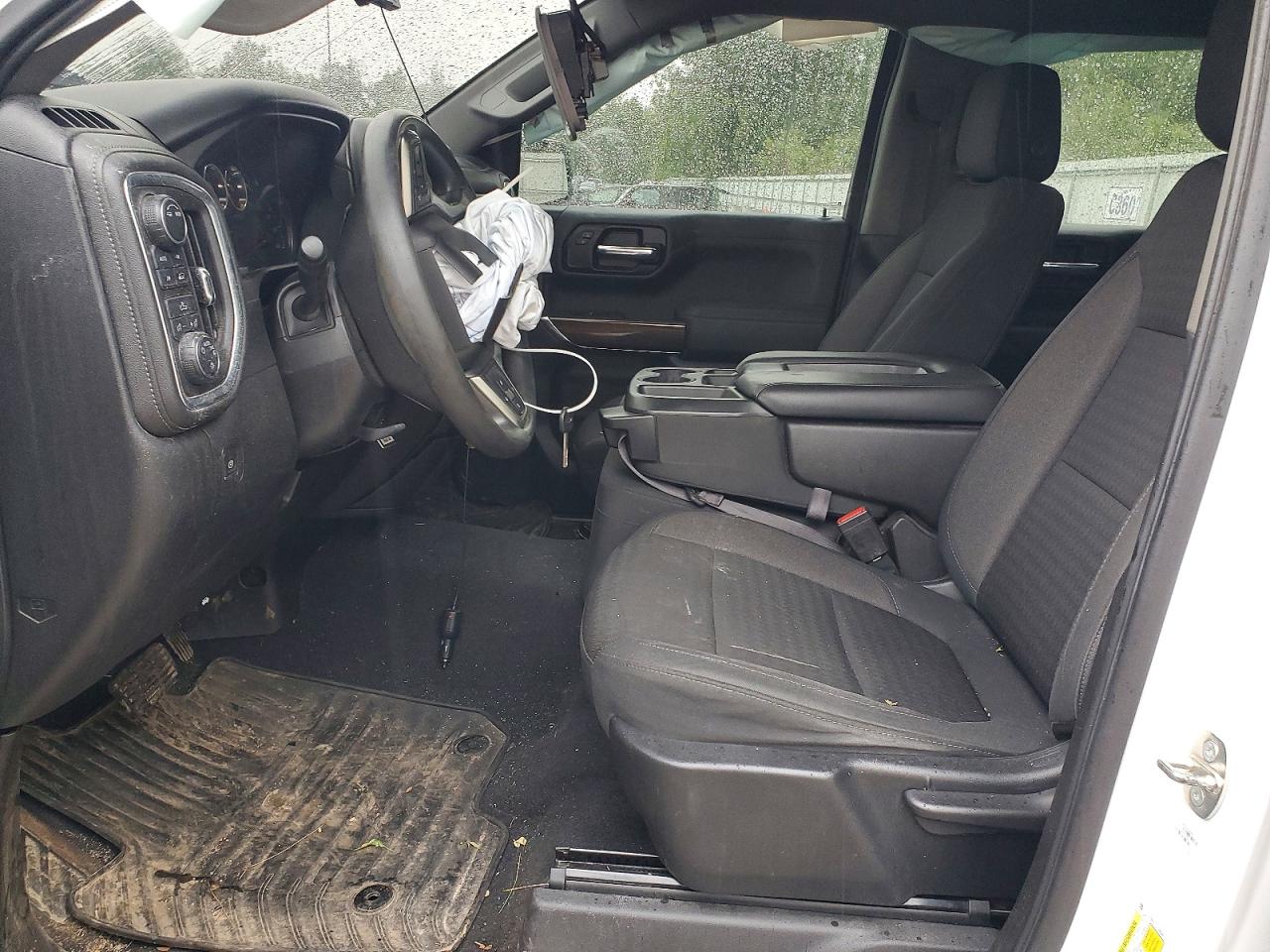 2020 CHEVROLET SILVERADO K1500 LT photo 7