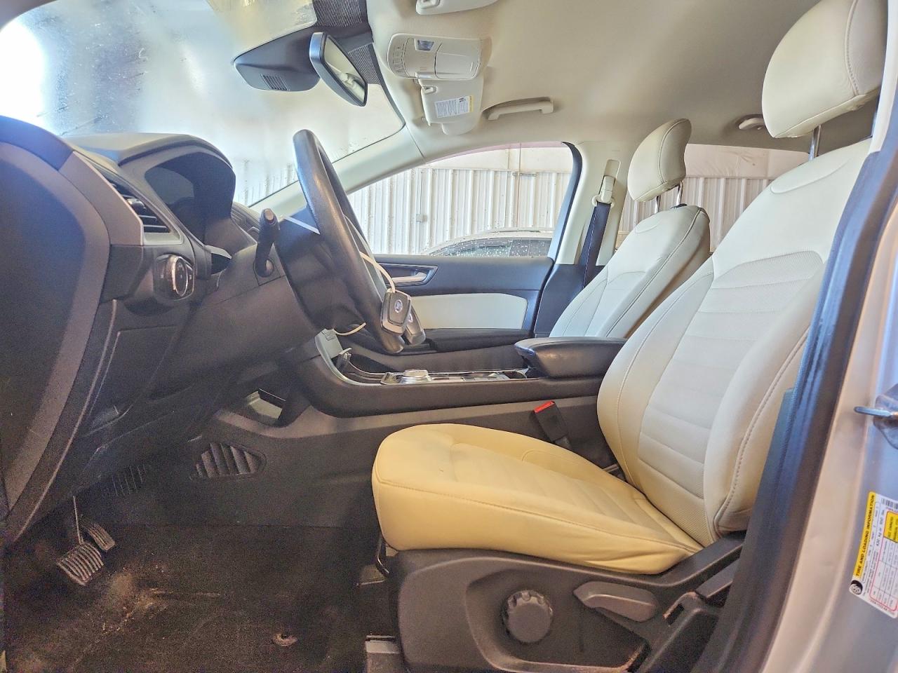 2019 FORD EDGE SE photo 7