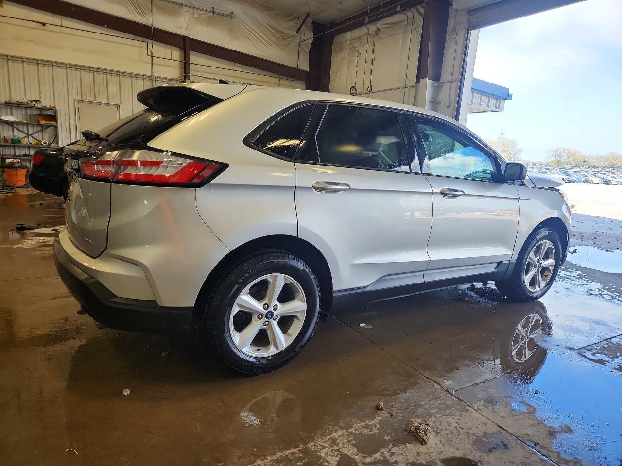 2019 FORD EDGE SE photo 3