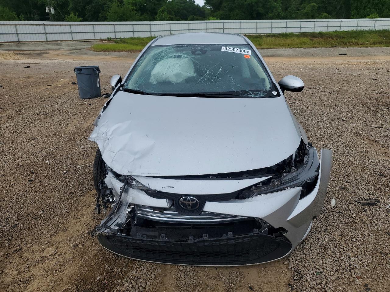 2021 TOYOTA COROLLA LE photo 13