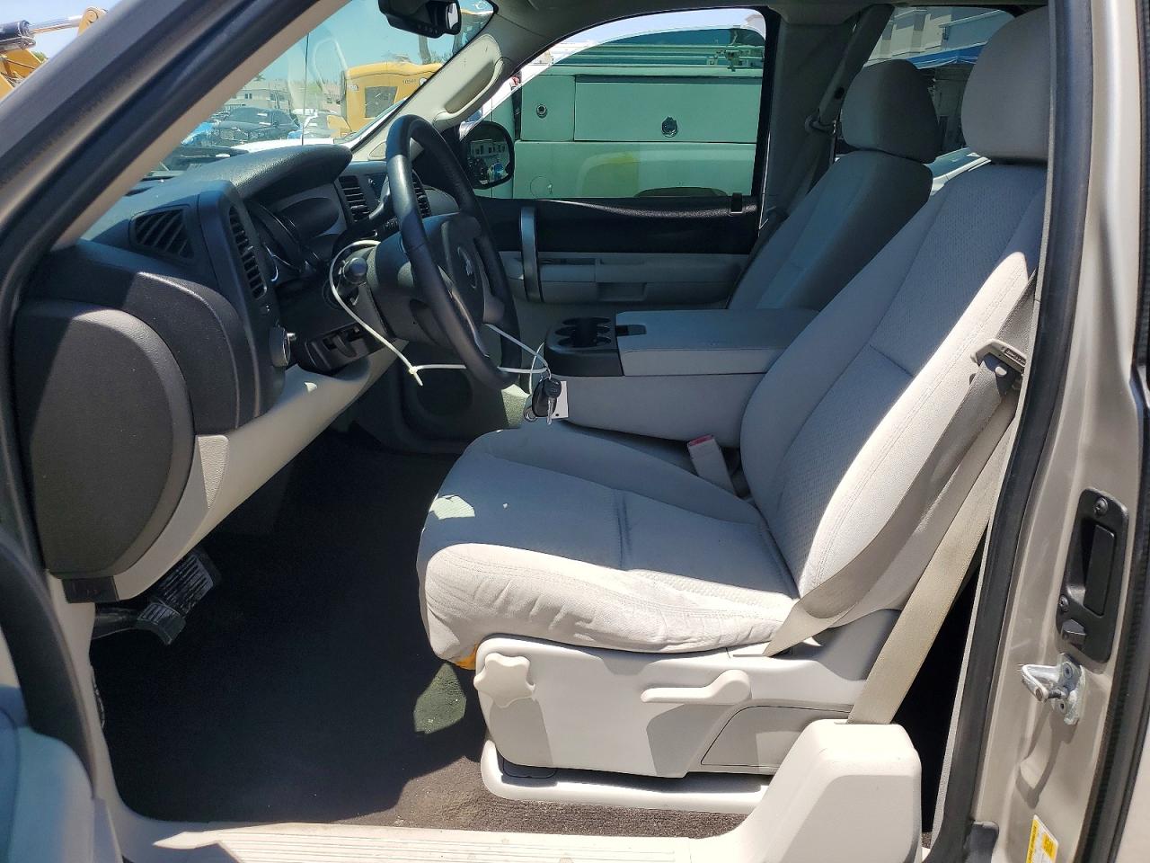 2007 CHEVROLET SILVERADO C1500 photo 13