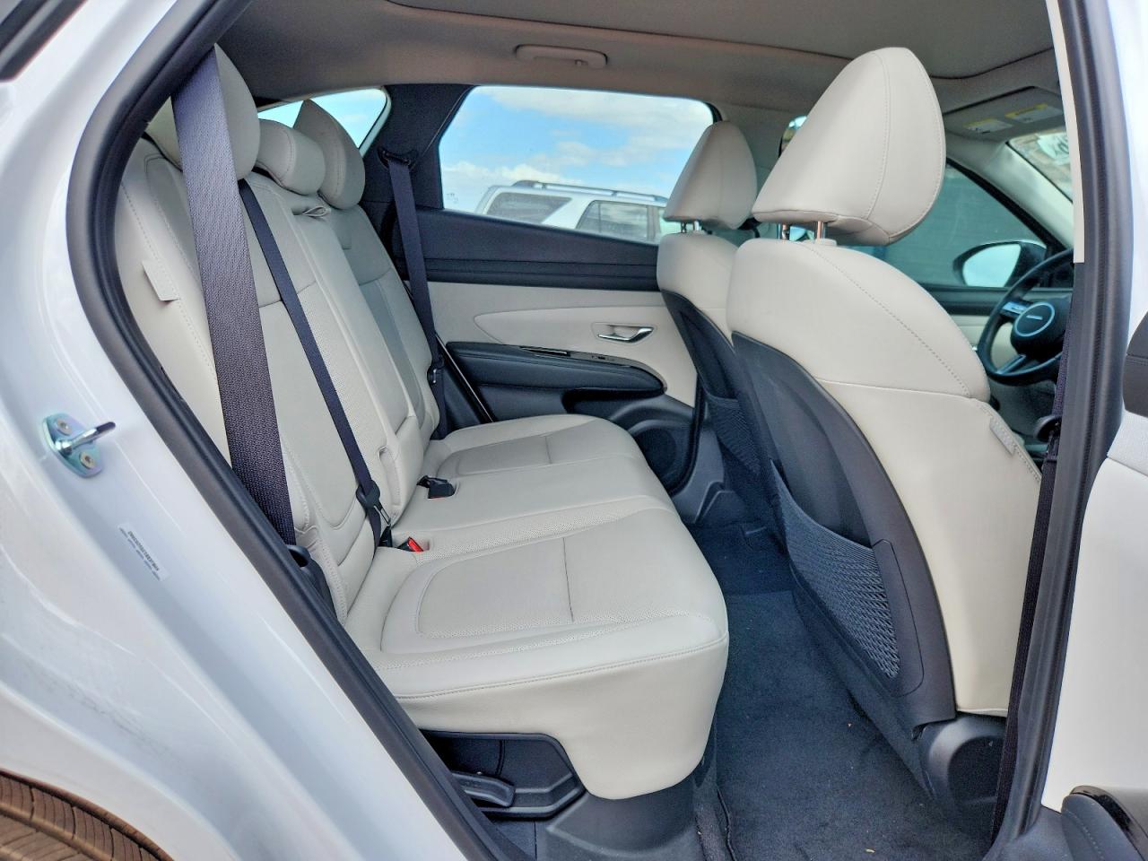2025 HYUNDAI TUCSON LIMITED photo 31