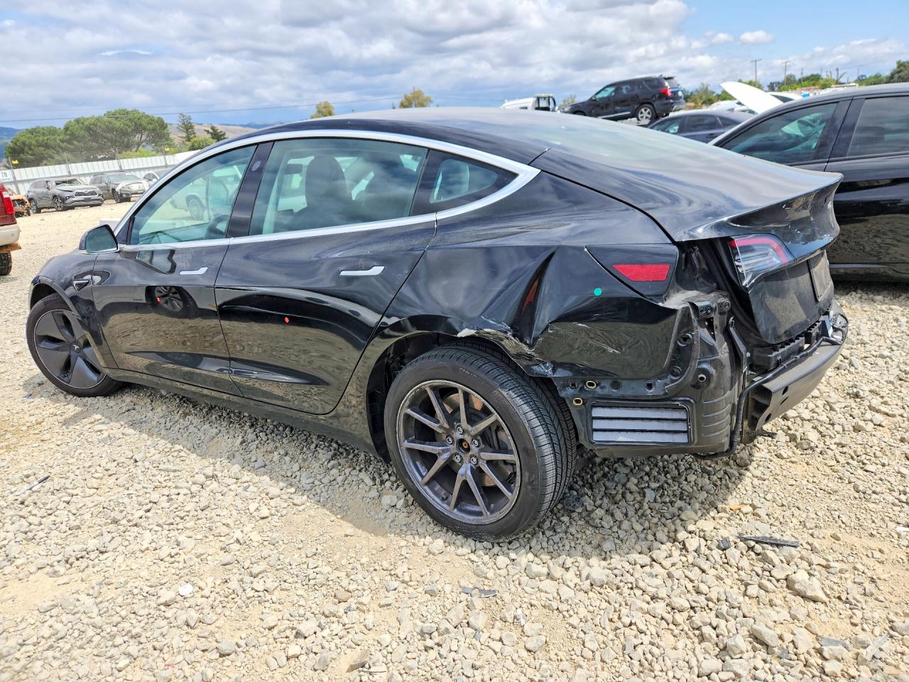 2019 TESLA MODEL 3 photo 4