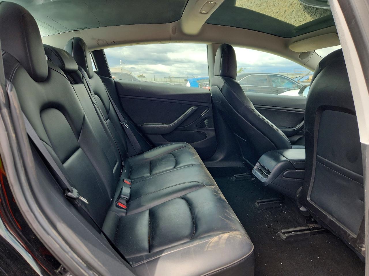 2019 TESLA MODEL 3 photo 28