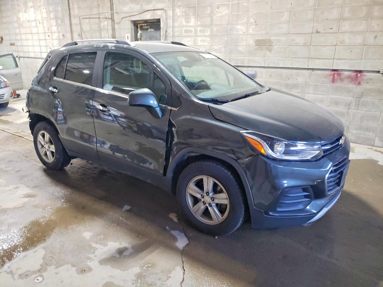 2019 CHEVROLET TRAX 1LT photo 4
