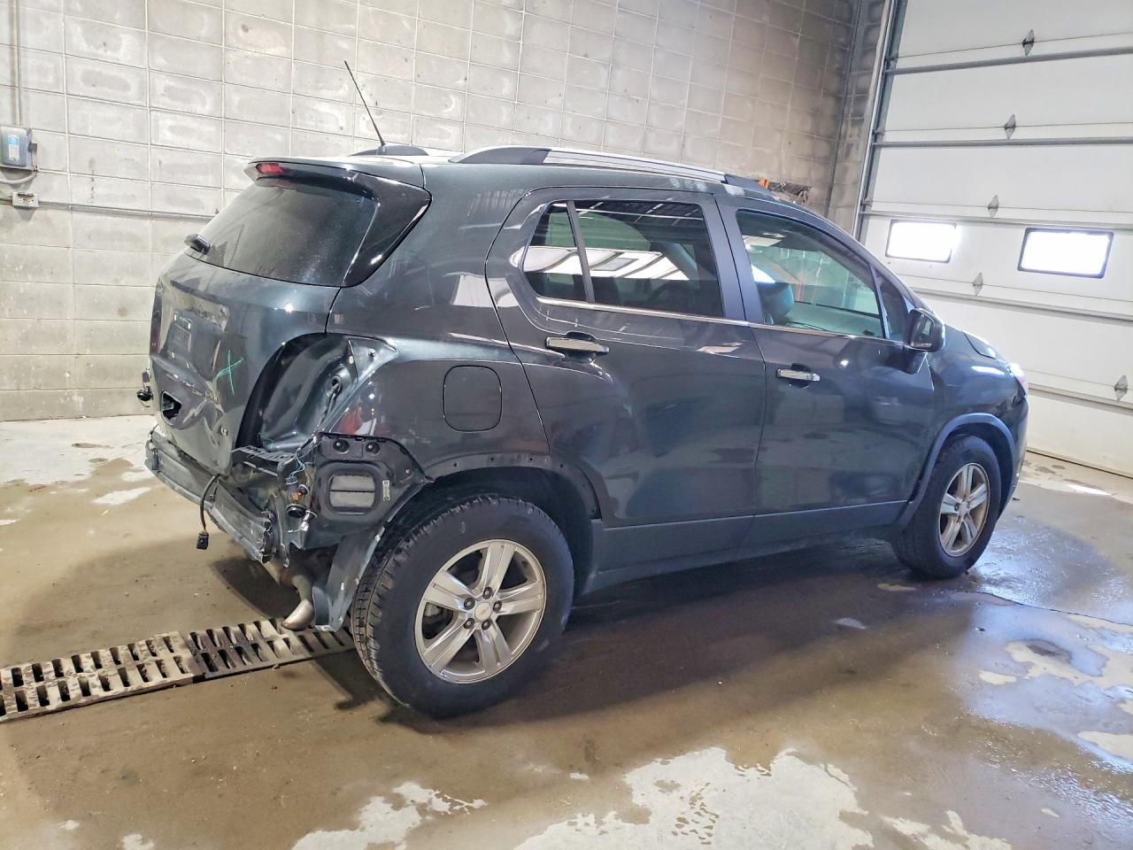 2019 CHEVROLET TRAX 1LT photo 3