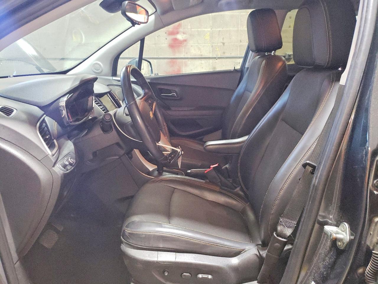 2019 CHEVROLET TRAX 1LT photo 7