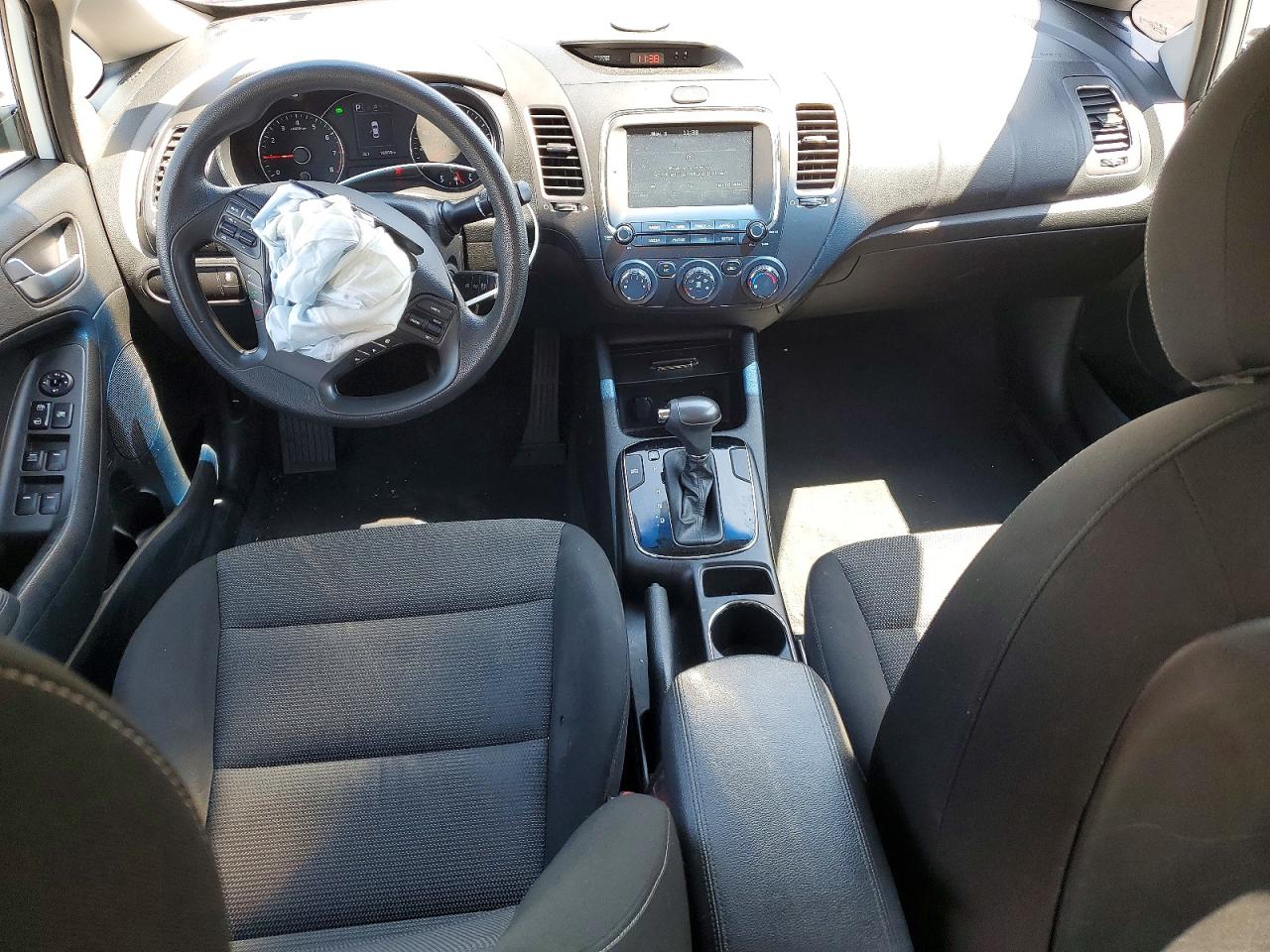 2018 KIA FORTE LX photo 15