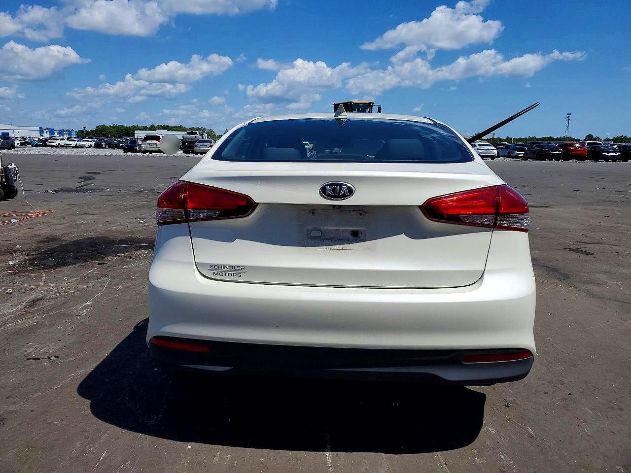 2018 KIA FORTE LX photo 11