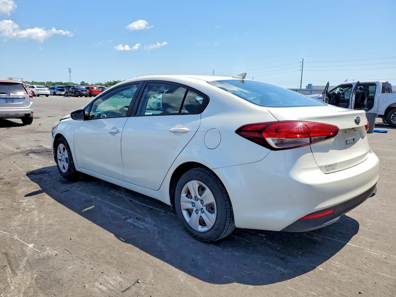 2018 KIA FORTE LX photo 3