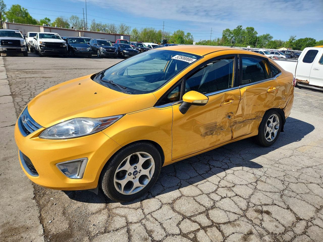 2011 FORD FIESTA