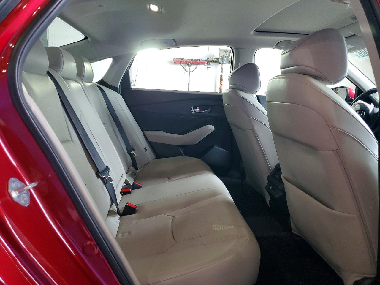 2024 HONDA ACCORD photo 19