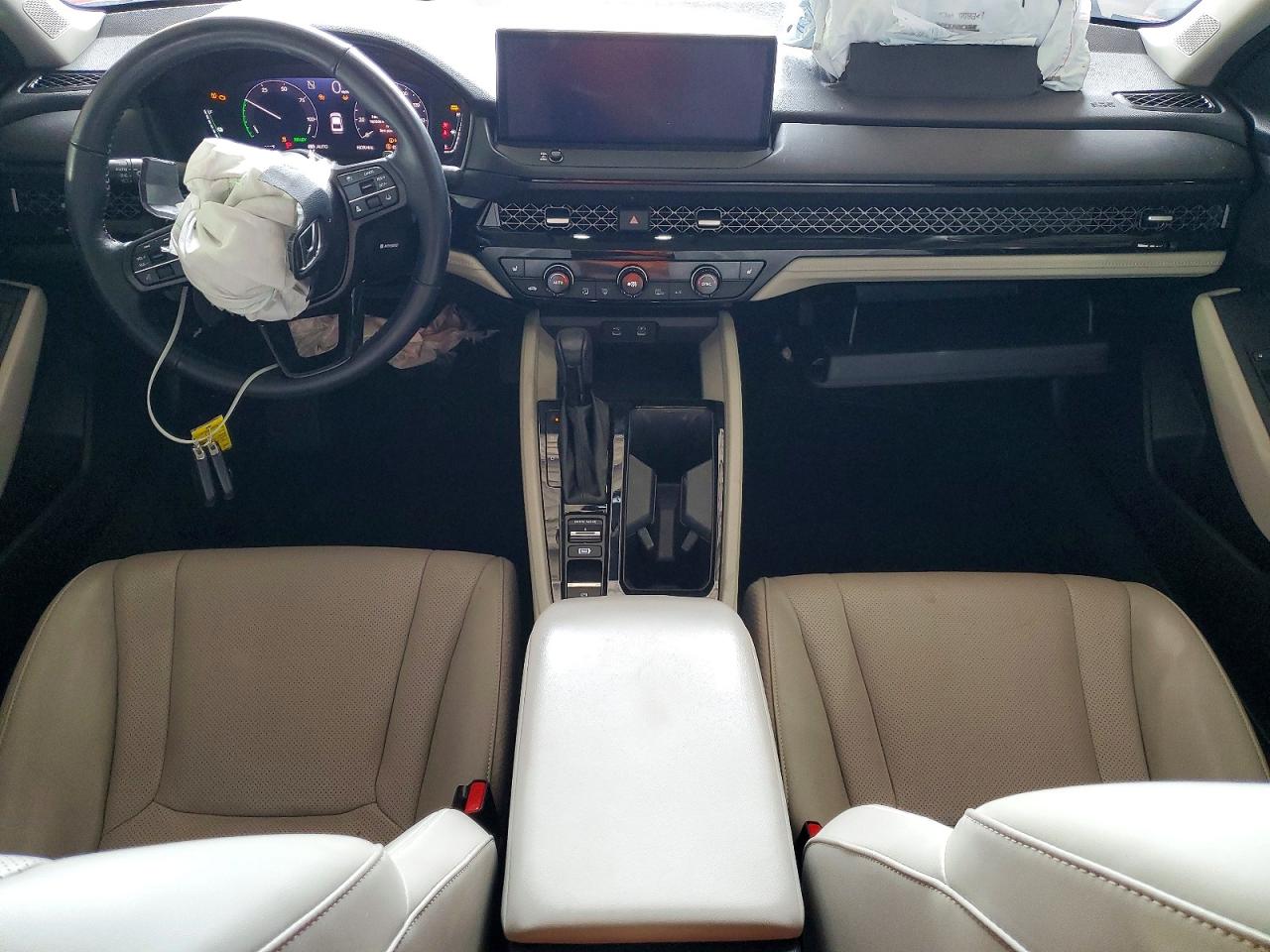 2024 HONDA ACCORD photo 15