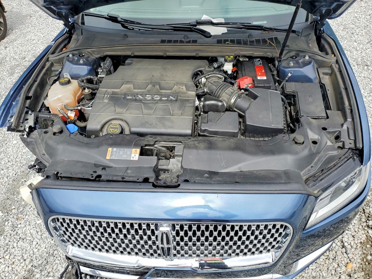 2018 LINCOLN CONTINENTAL SELECT photo 31