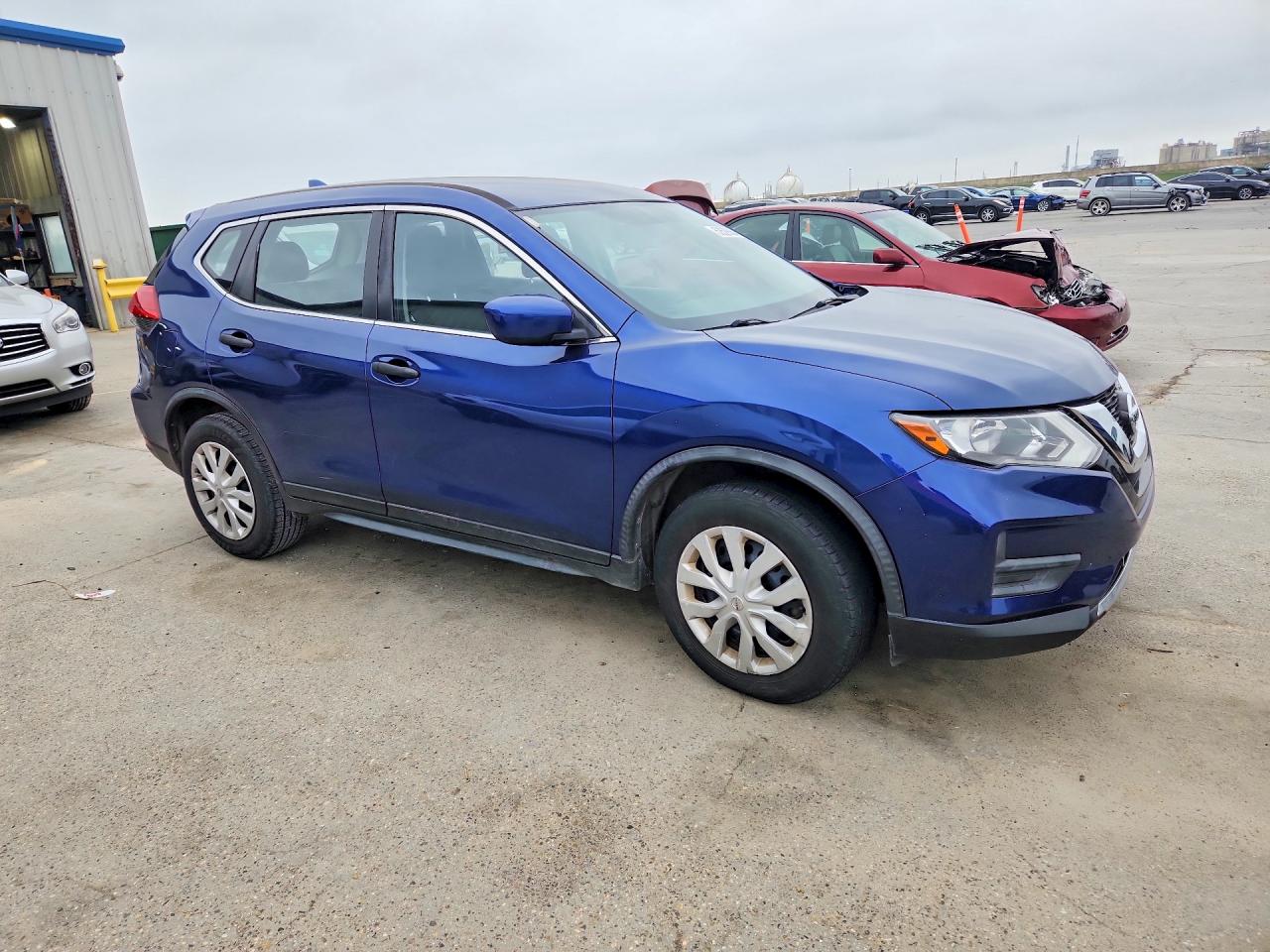 2017 NISSAN ROGUE S photo 7