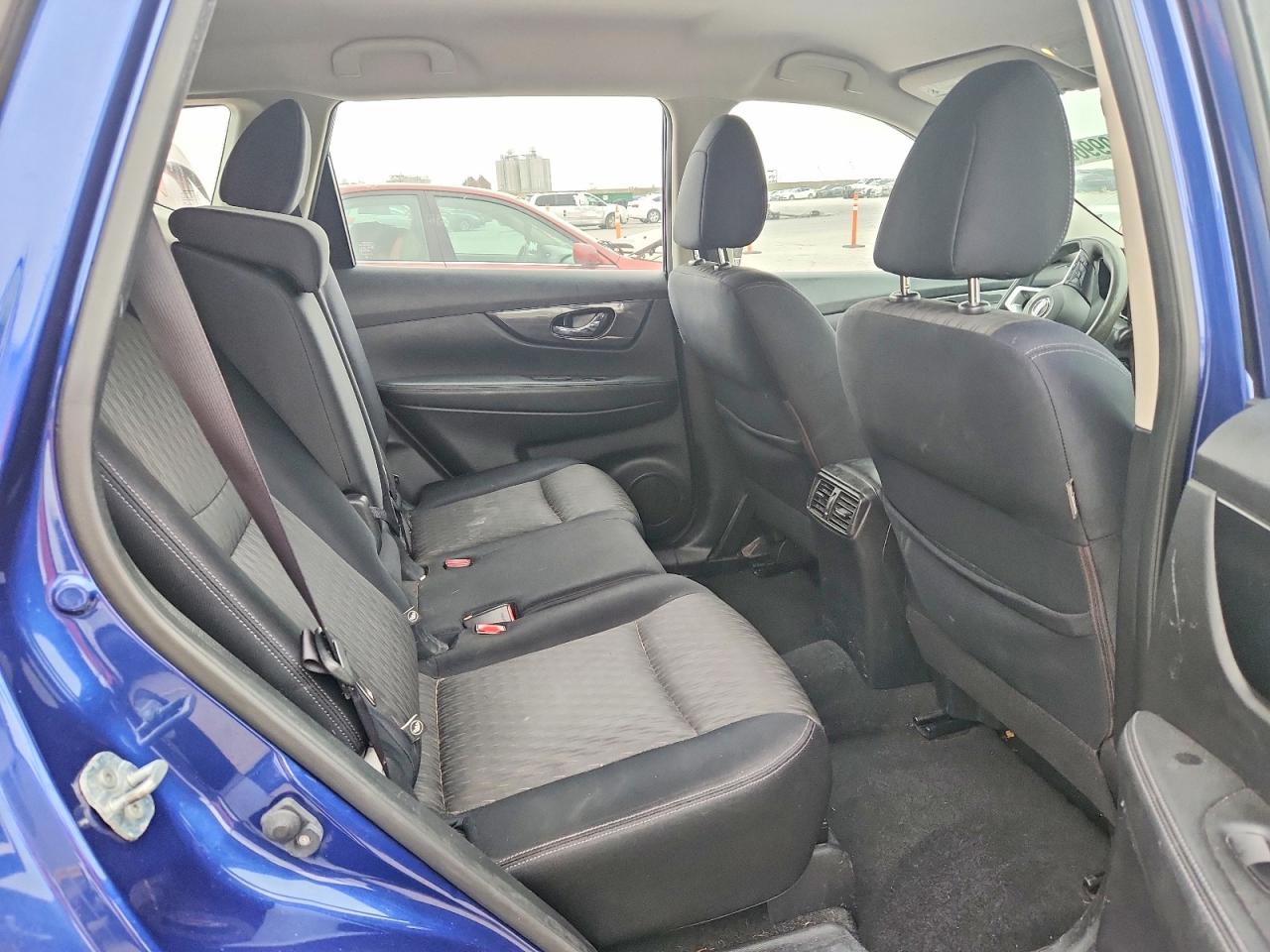 2017 NISSAN ROGUE S photo 21