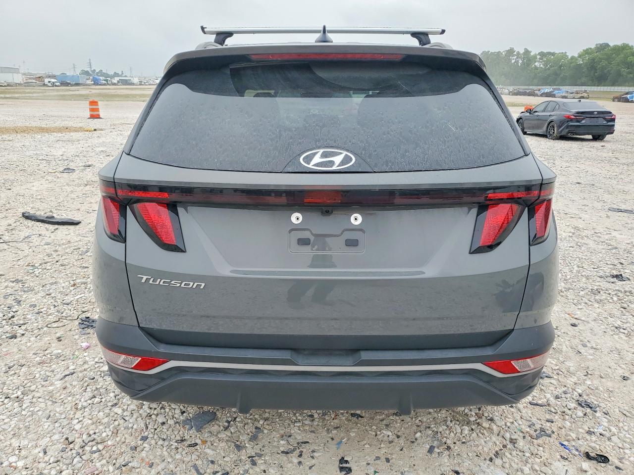 2024 HYUNDAI TUCSON photo 11