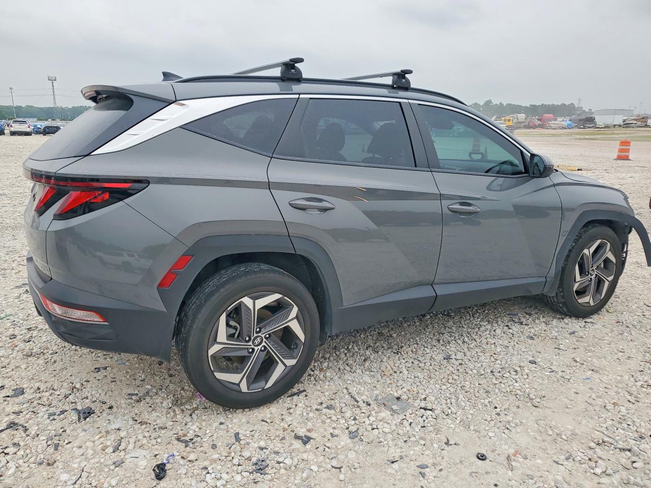 2024 HYUNDAI TUCSON photo 5