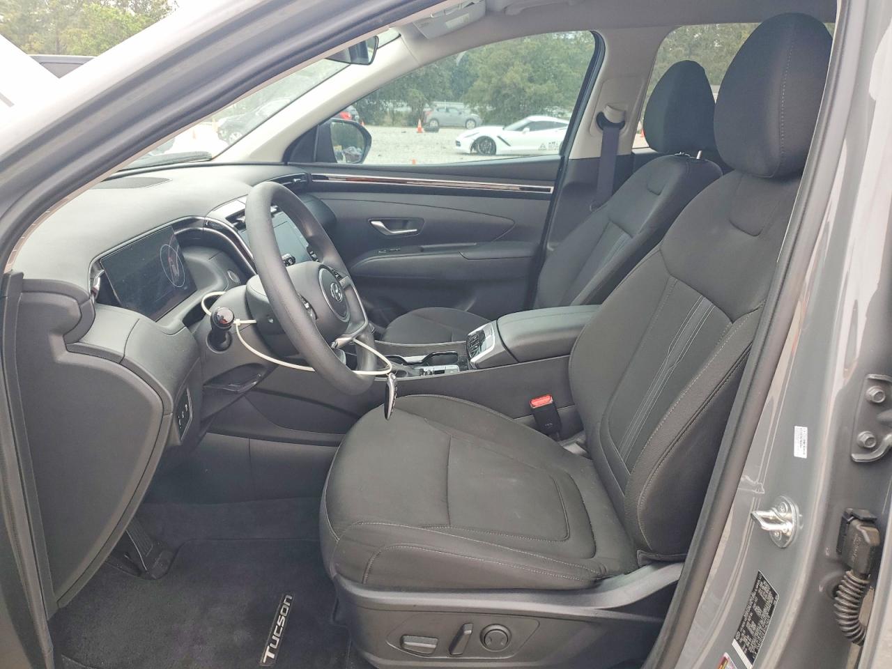 2024 HYUNDAI TUCSON photo 13
