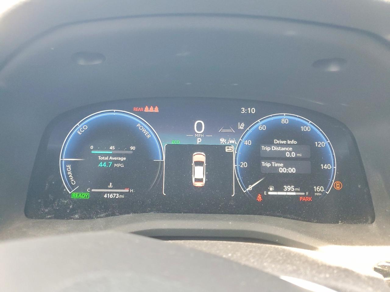 2025 TOYOTA CAMRY XLE photo 17