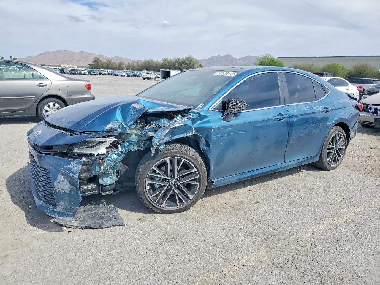 2025 TOYOTA CAMRY