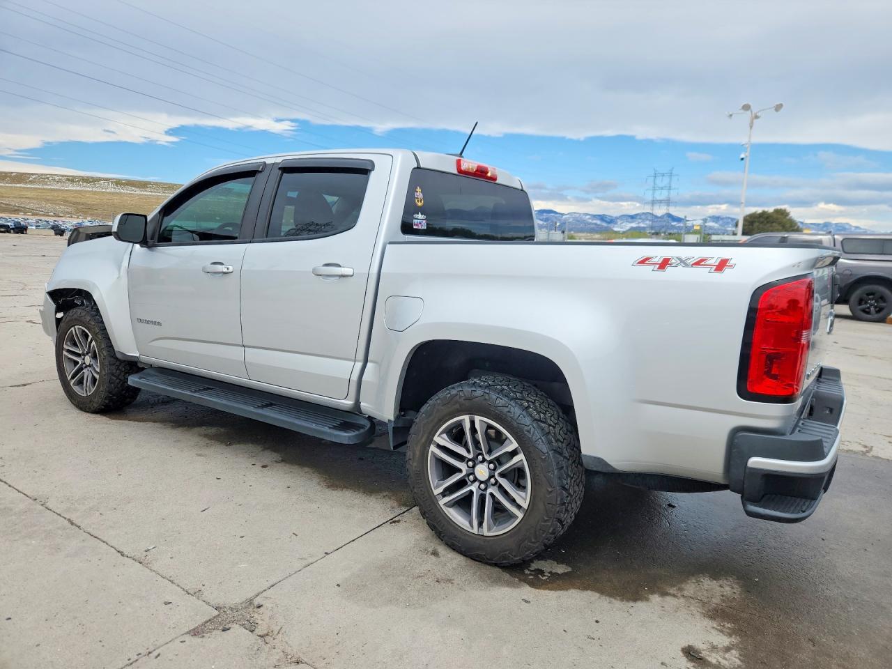 2019 CHEVROLET COLORADO photo 3