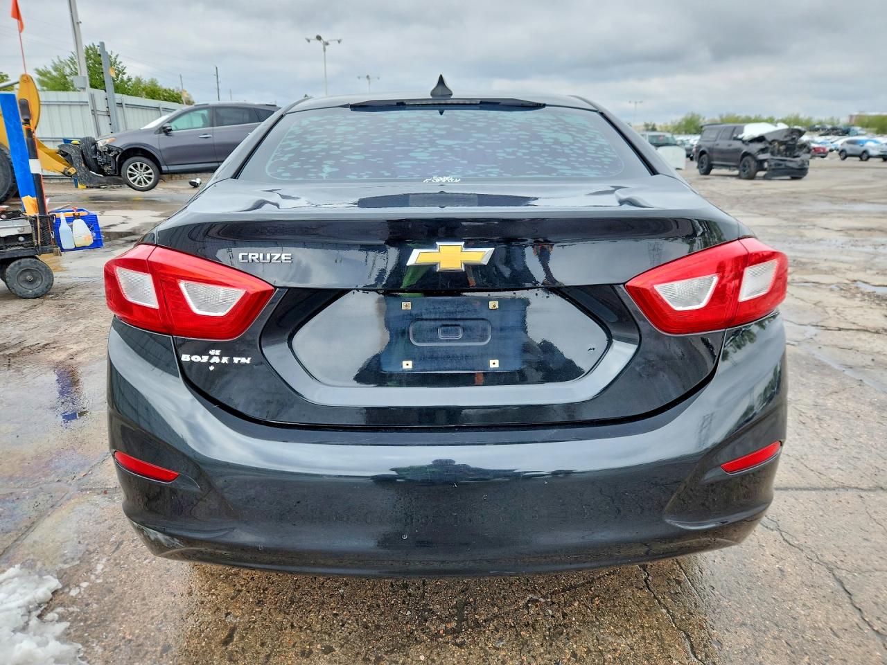 2017 CHEVROLET CRUZE LS photo 11