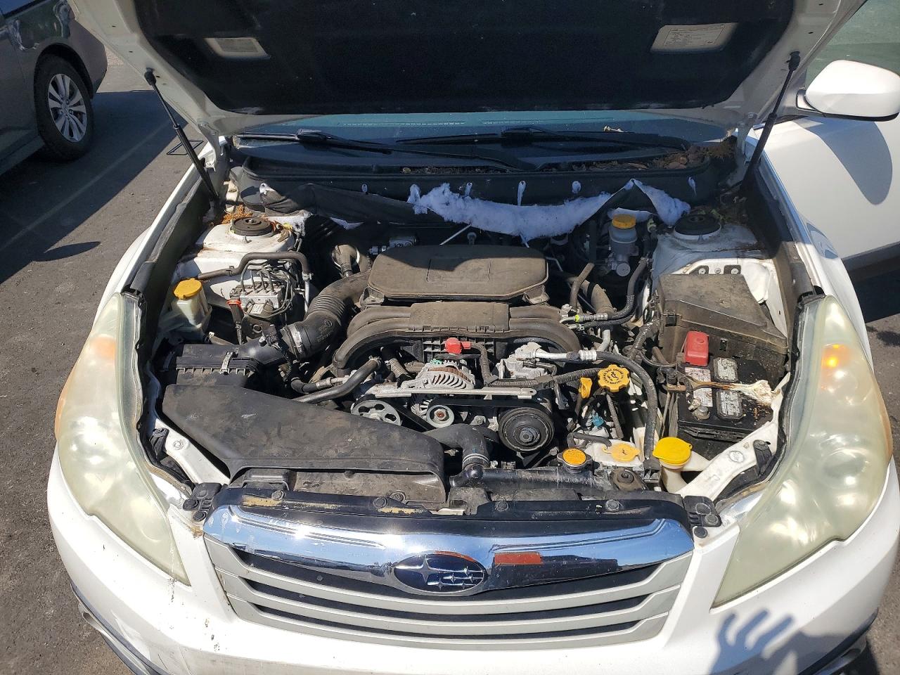2011 SUBARU OUTBACK 2.5I PREMIUM photo 31