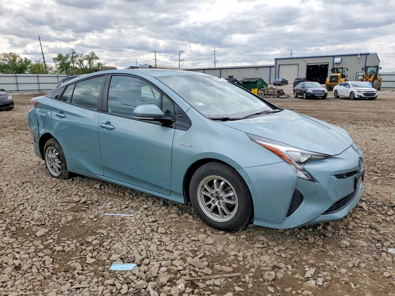 2016 TOYOTA PRIUS FOUR photo 7