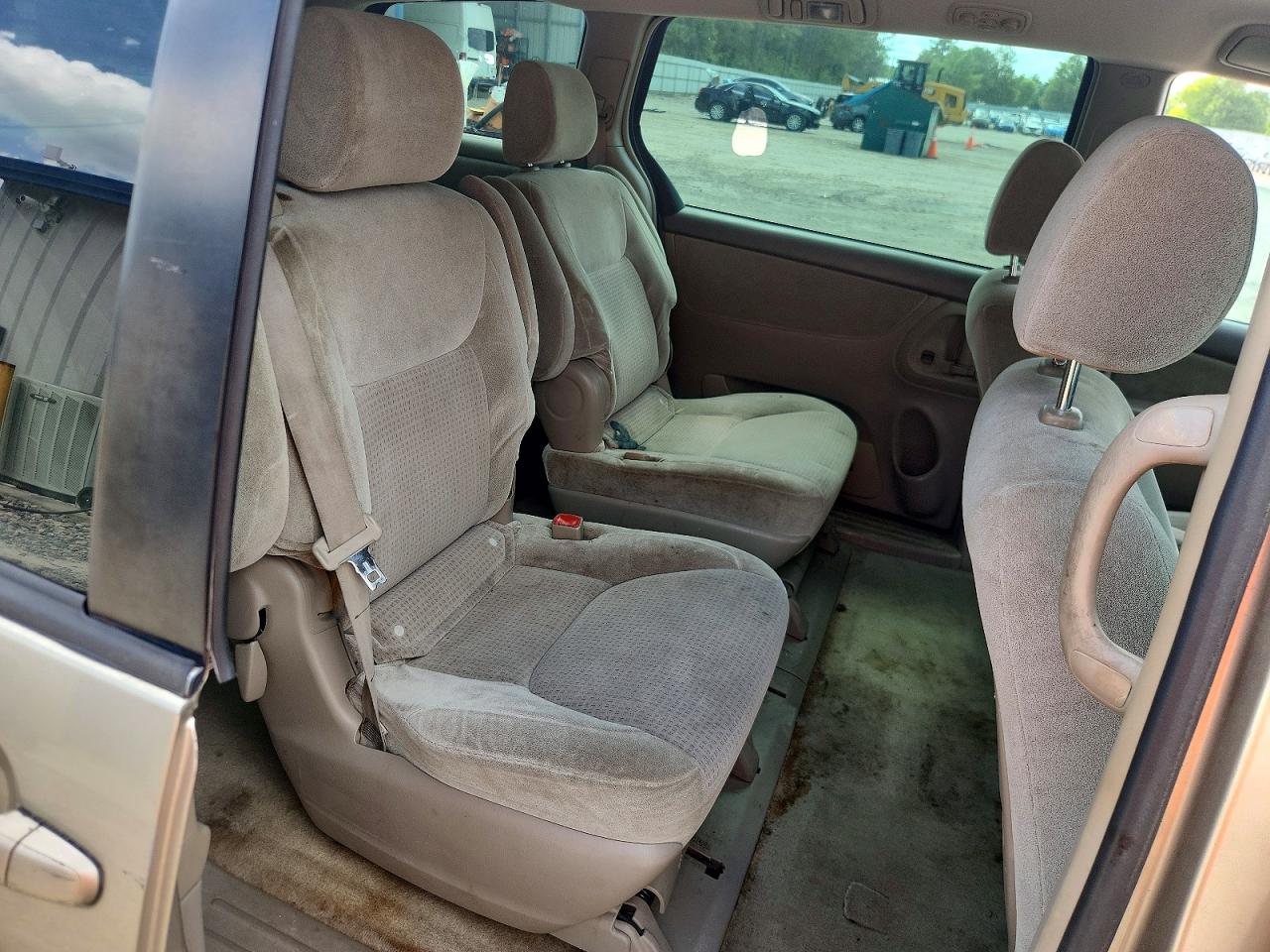 2007 TOYOTA SIENNA CE 7-PASSENGER photo 21