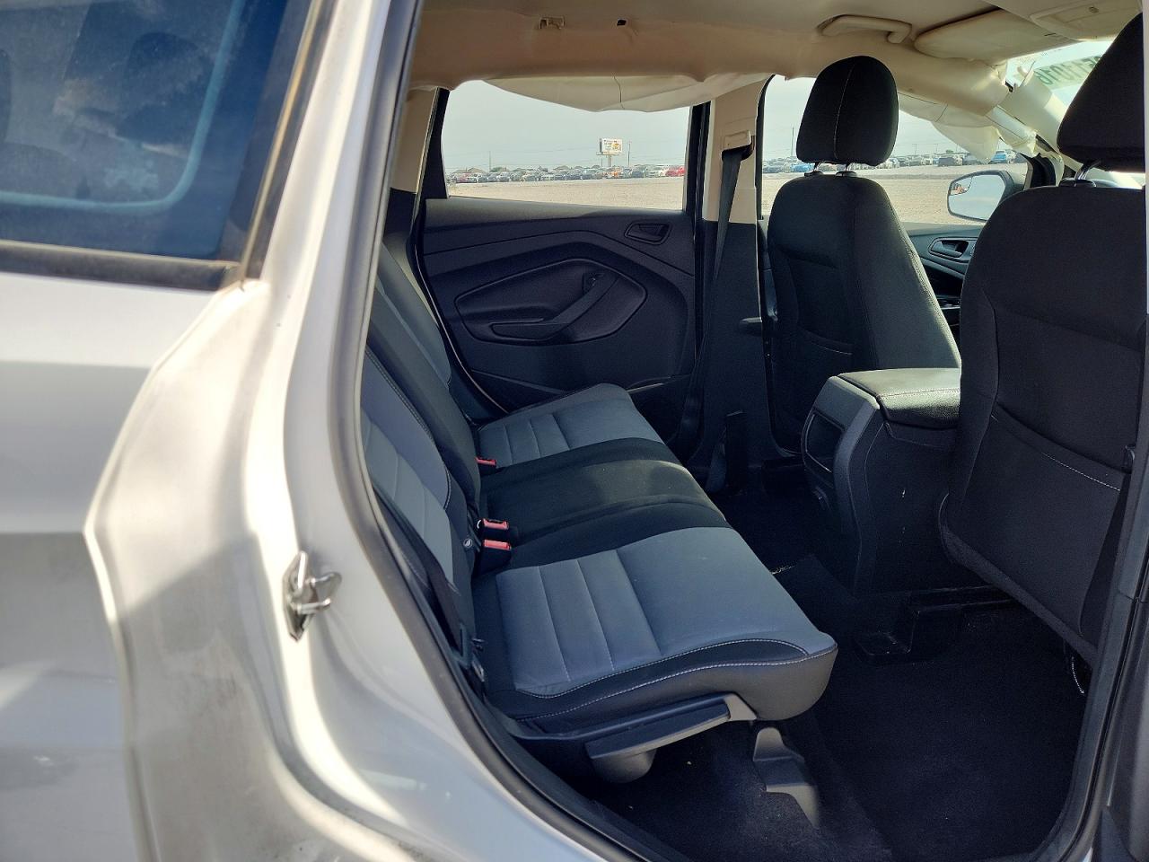 2017 FORD ESCAPE S photo 11