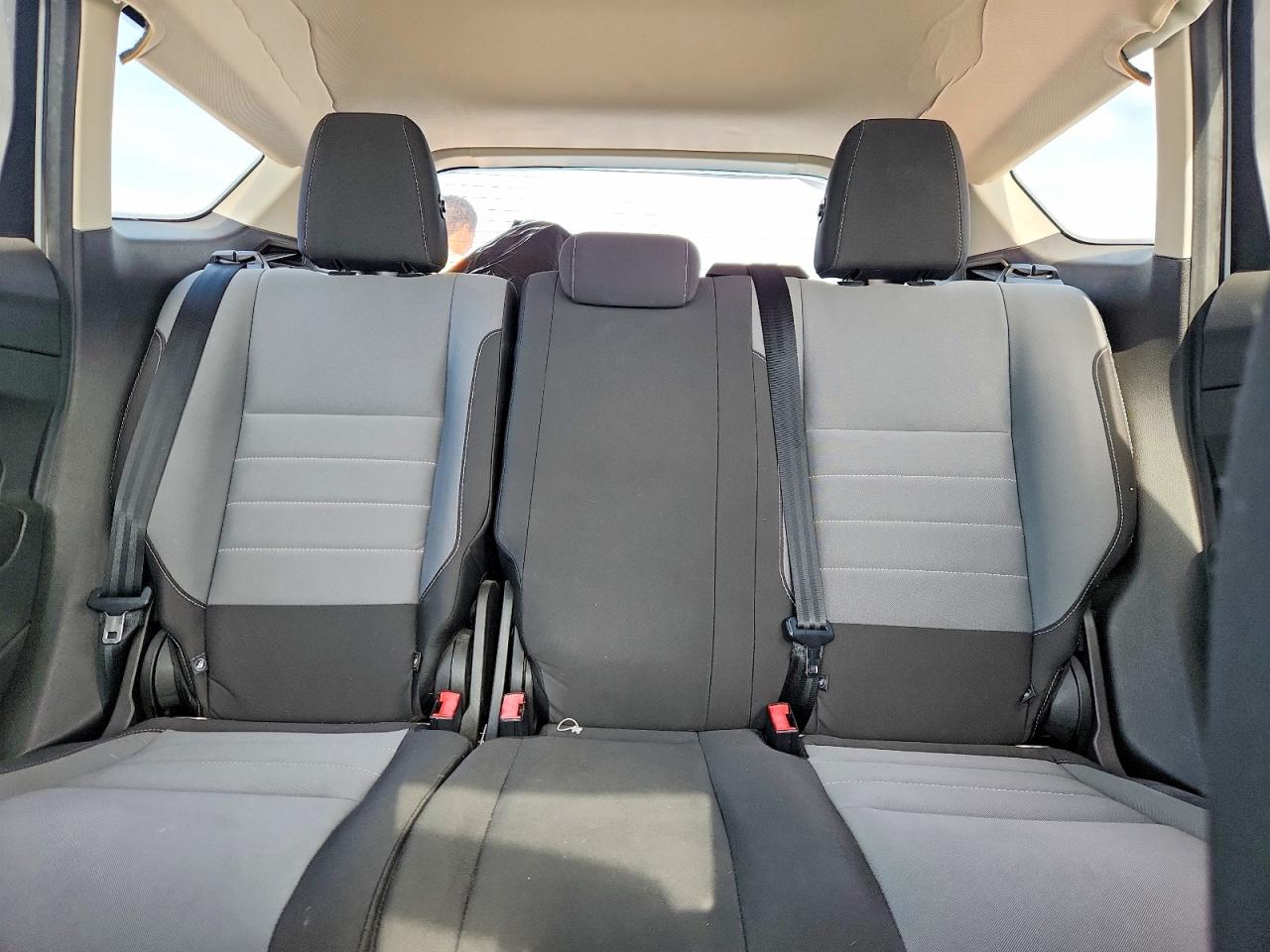 2017 FORD ESCAPE S photo 10