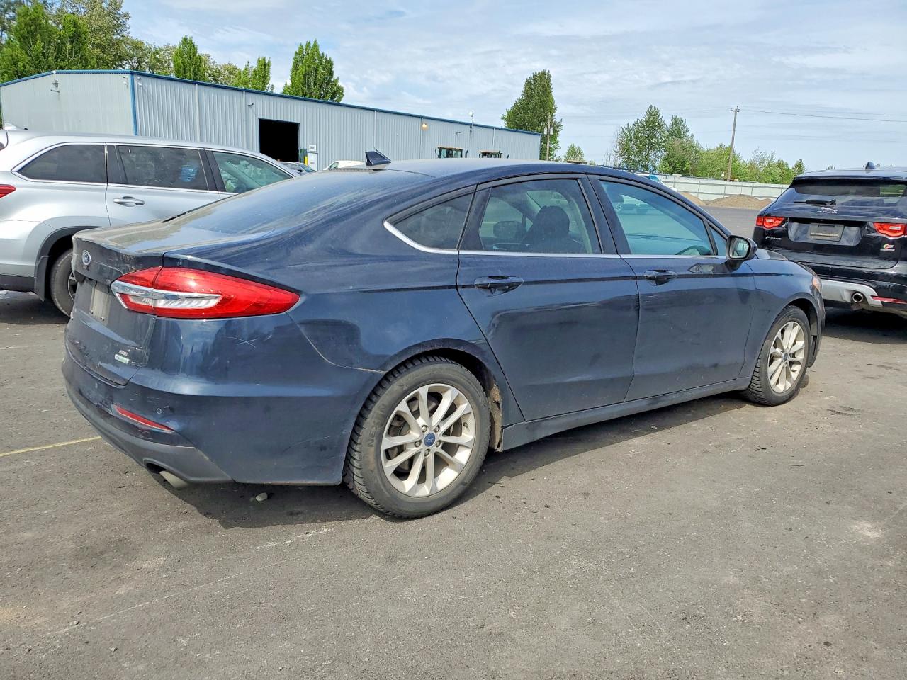 2020 FORD FUSION SE photo 7
