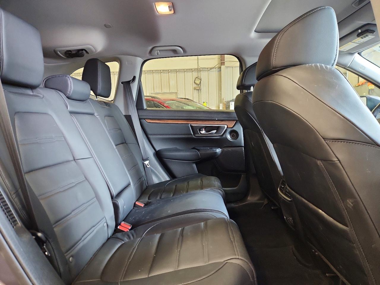 2020 HONDA CR-V TOURING photo 21