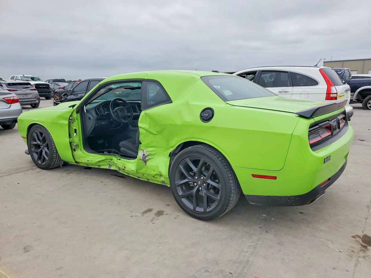 2023 DODGE CHALLENGER GT photo 4