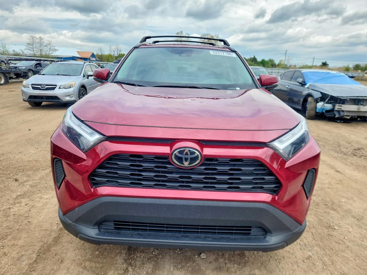 2024 TOYOTA RAV4 XLE photo 13