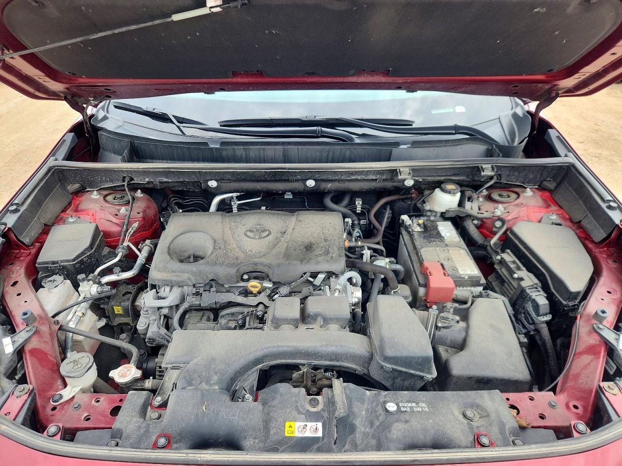 2024 TOYOTA RAV4 XLE photo 31