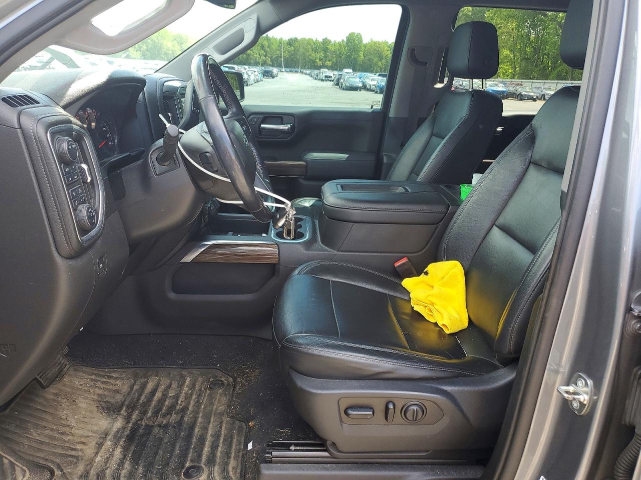 2020 CHEVROLET SILVERADO K1500 RST photo 13