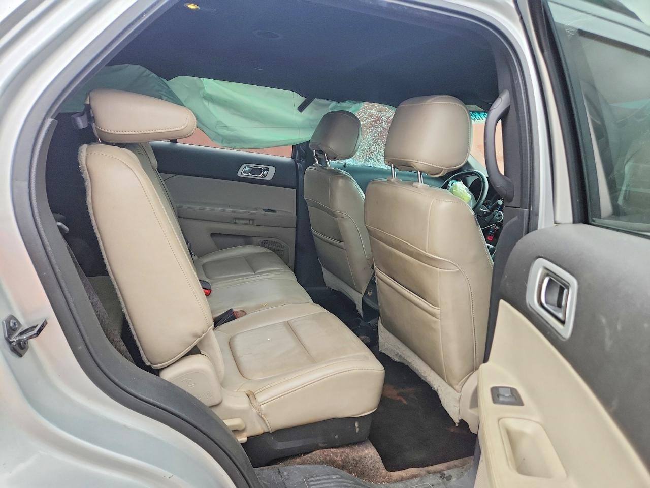 2011 FORD EXPLORER XLT photo 11