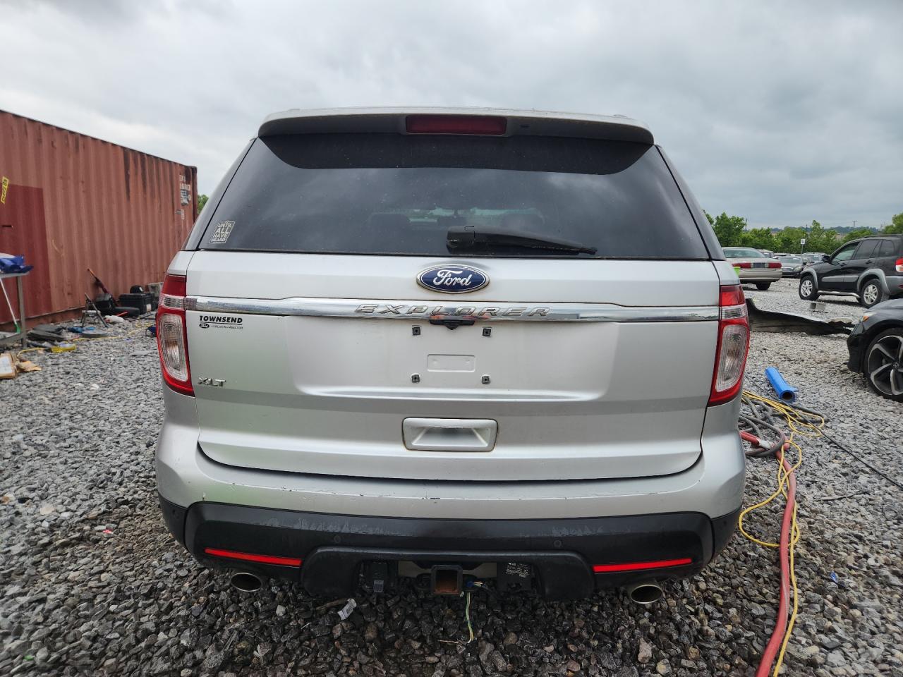2011 FORD EXPLORER XLT photo 6