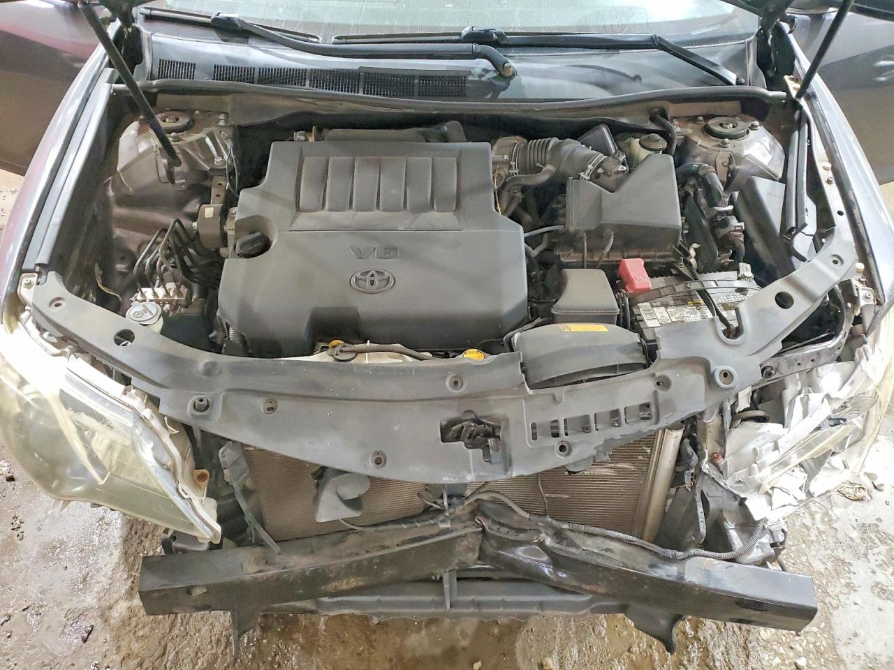 2014 TOYOTA CAMRY SE V6 photo 31