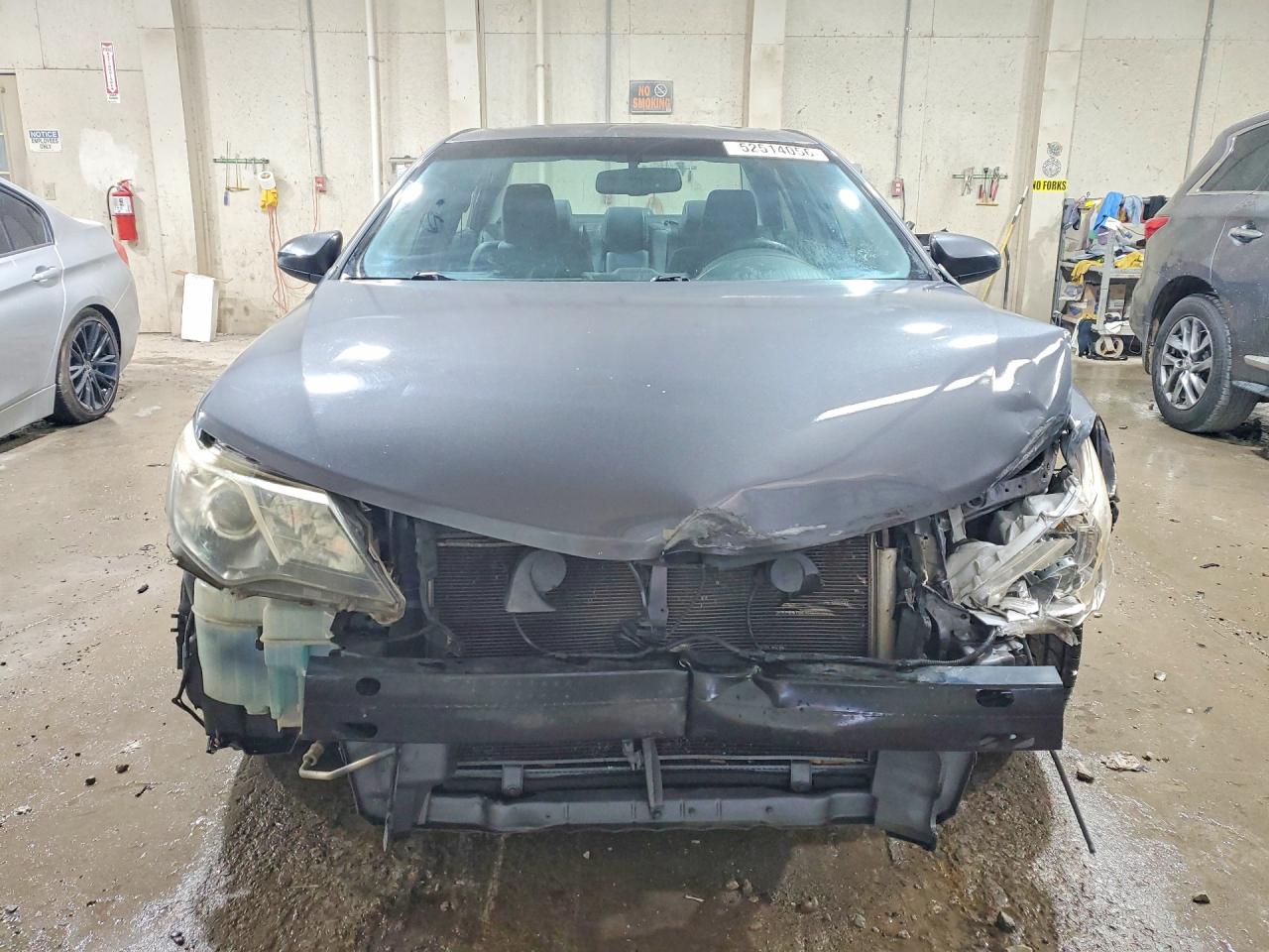 2014 TOYOTA CAMRY SE V6 photo 13