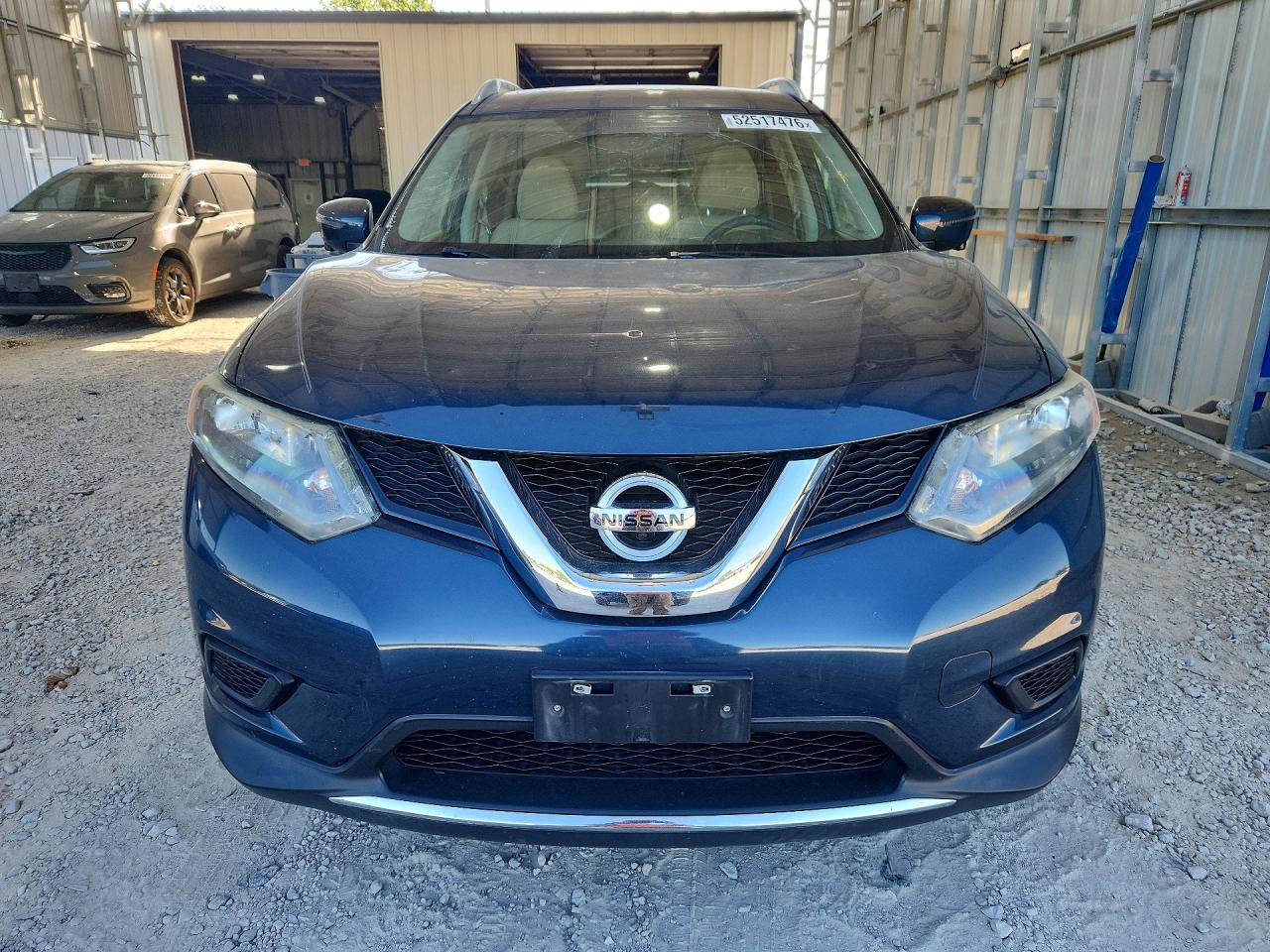 2016 NISSAN ROGUE SV photo 5