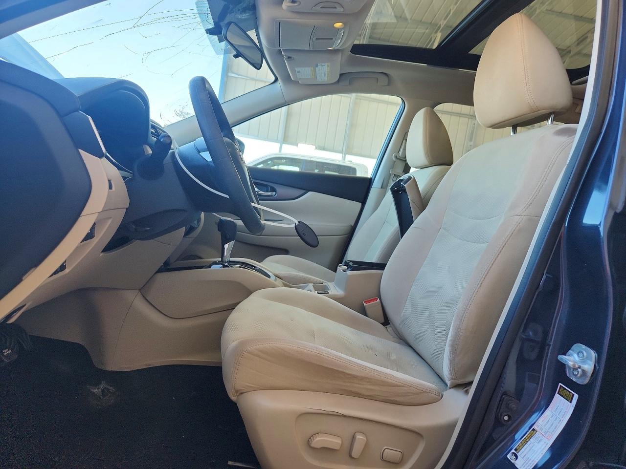2016 NISSAN ROGUE SV photo 7