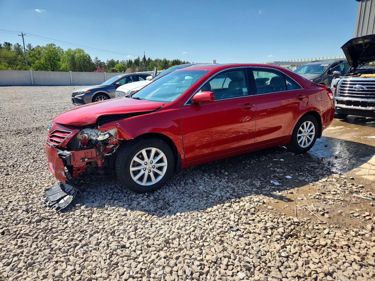 2011 TOYOTA CAMRY