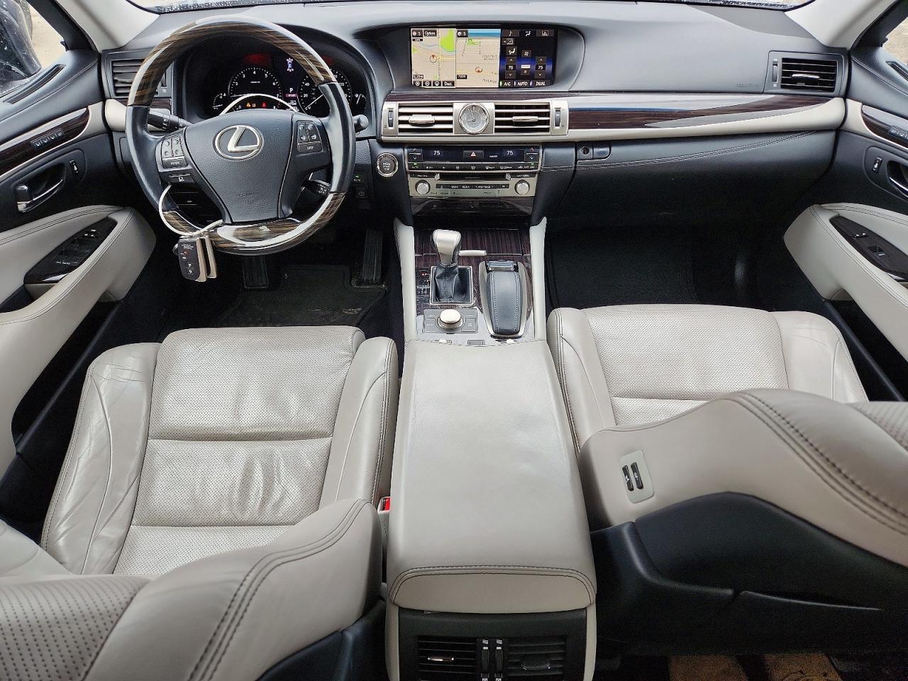 2015 LEXUS LS 460 photo 15