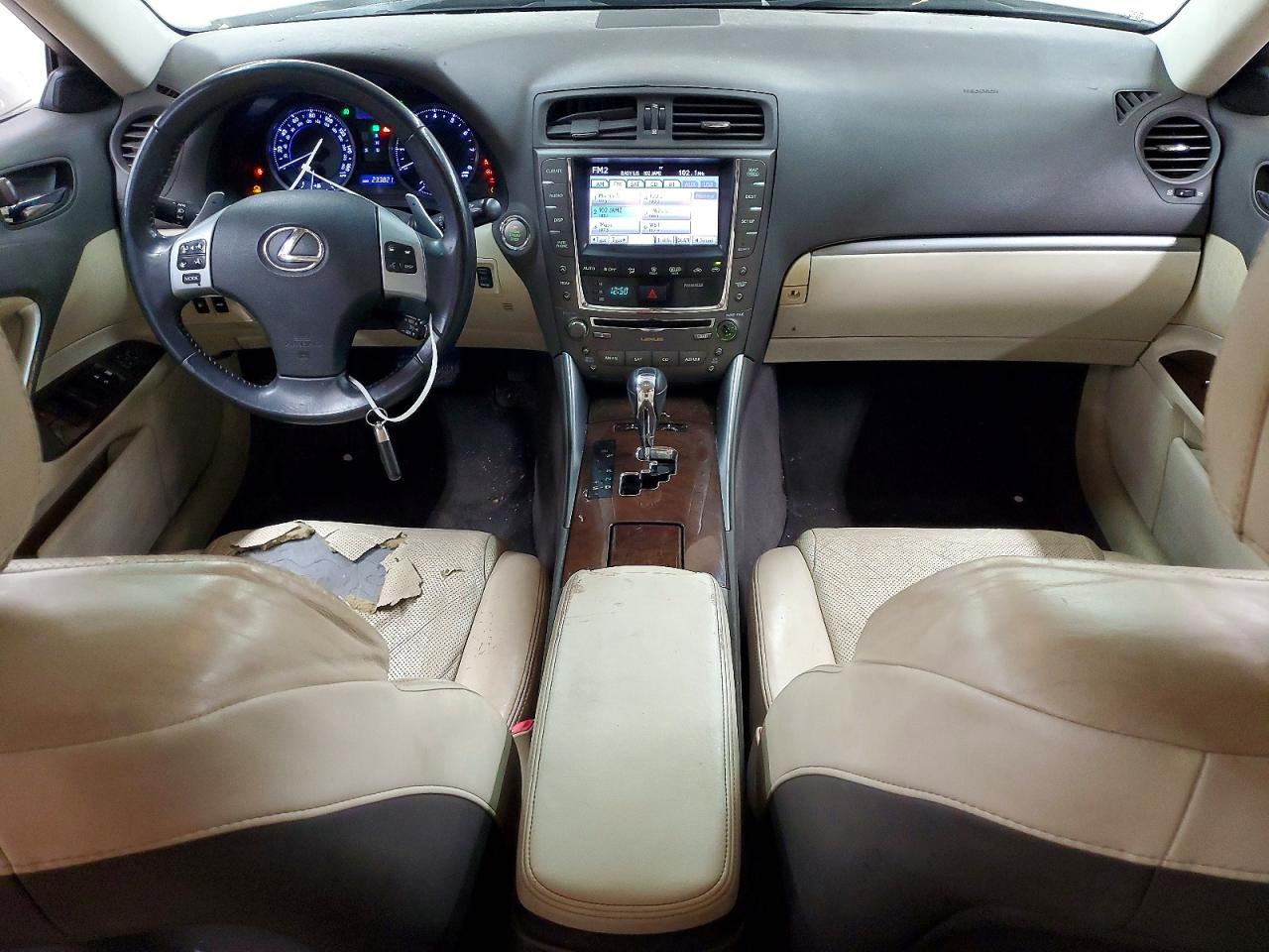 2011 LEXUS IS 250 photo 15