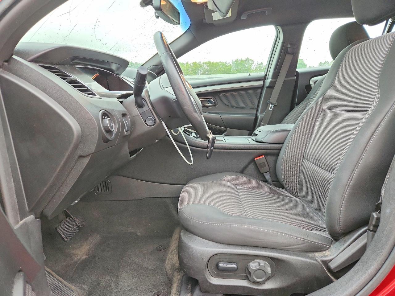 2015 FORD TAURUS SEL photo 7